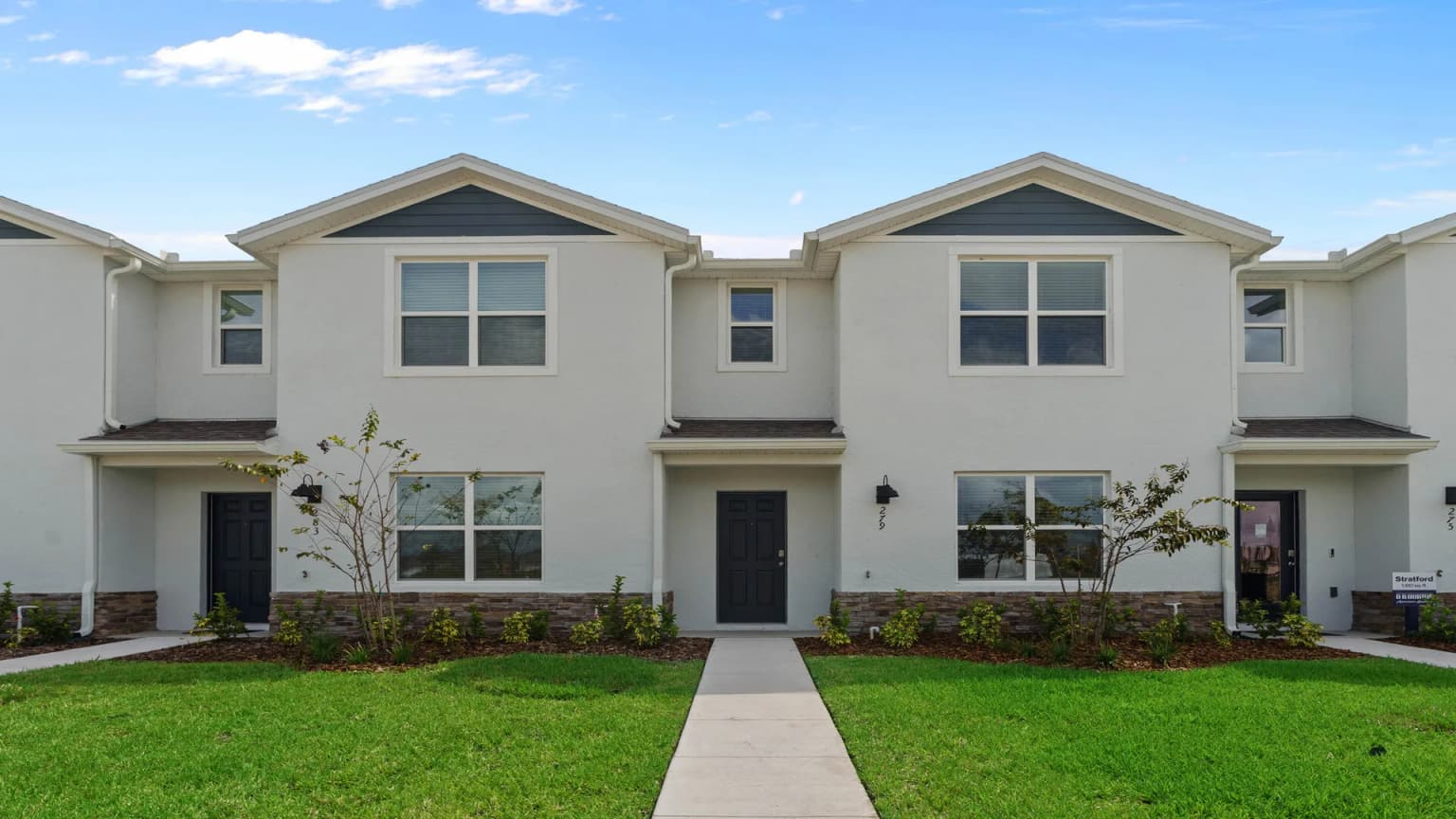 Townhomes Nuevo