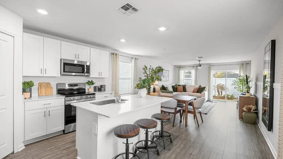 Ocala Two-Story Home with 4 Bedrooms and Modern Kitchen — photo 1 of 16